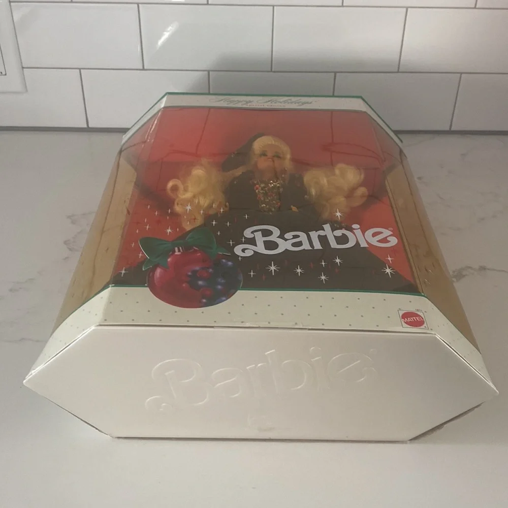 Barbie Happy Holidays Special Edition 1991 - Picture 9 of 10